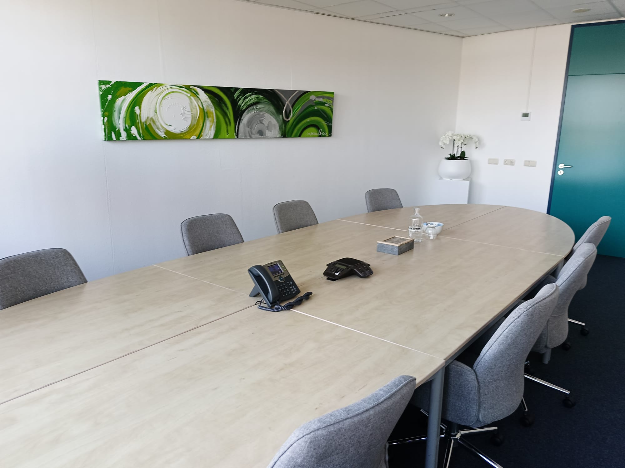 Grote vergaderruimte (boardroom) bij BeCenter Swalmen